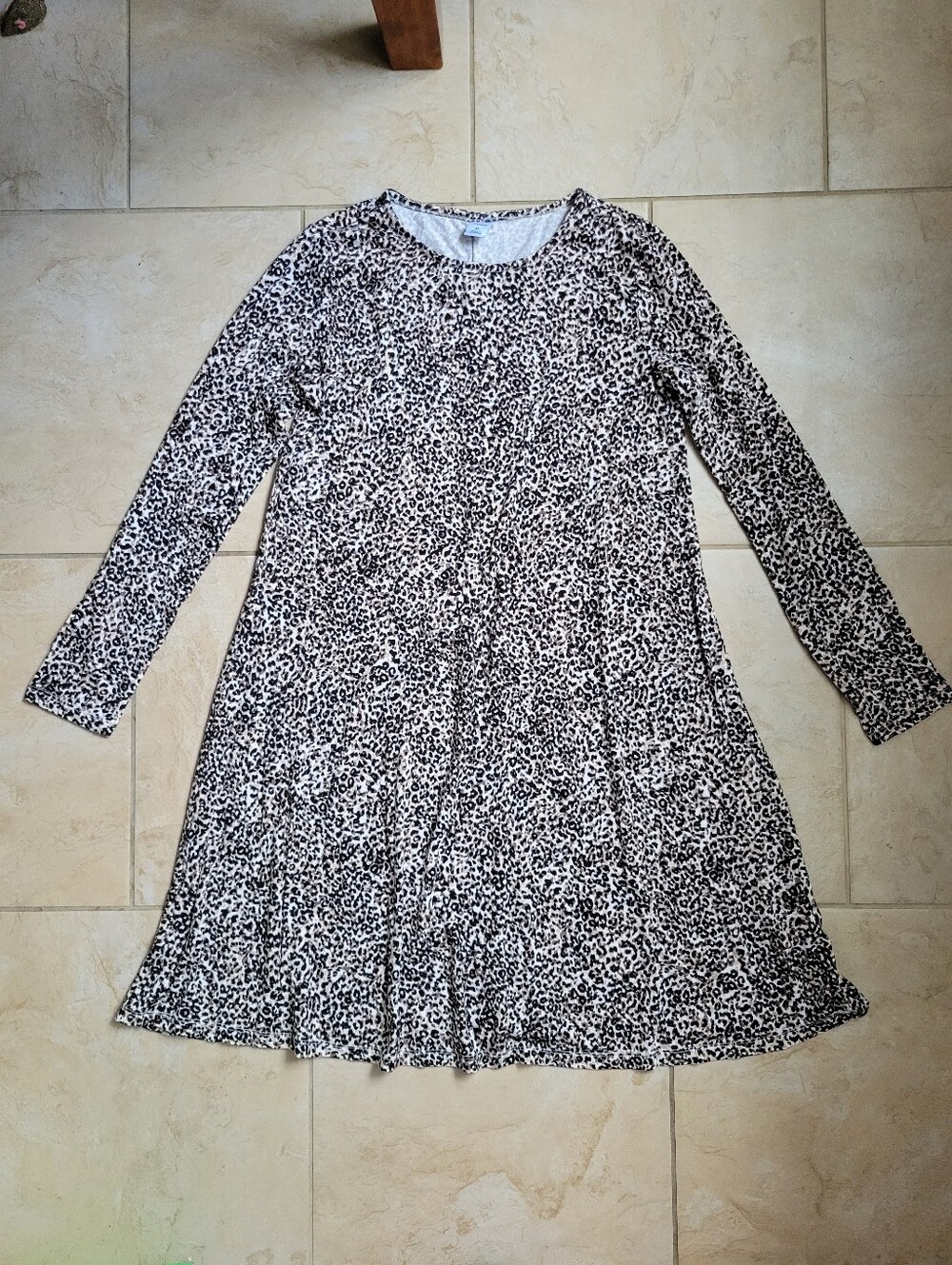 Old Navy Long-Sleeve Leopard Print Stretch Jersey Knit Swing Dress - New